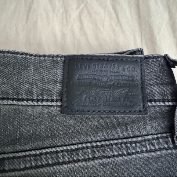 Levi’s 720 High Rise Super Skinny Gray Jeans Size 30 - Picture 6 of 13